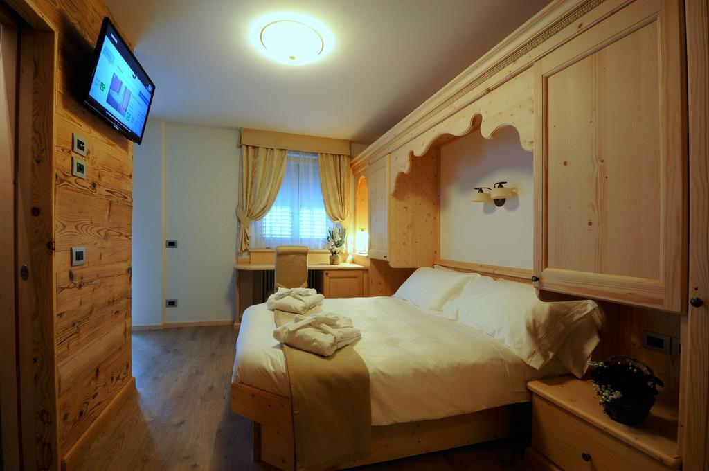 הוילה Croviana Agritur Melissa חדר תמונה