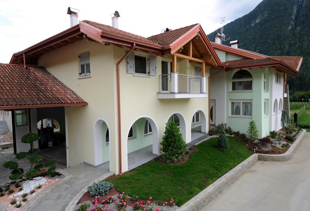 הוילה Croviana Agritur Melissa מראה חיצוני תמונה