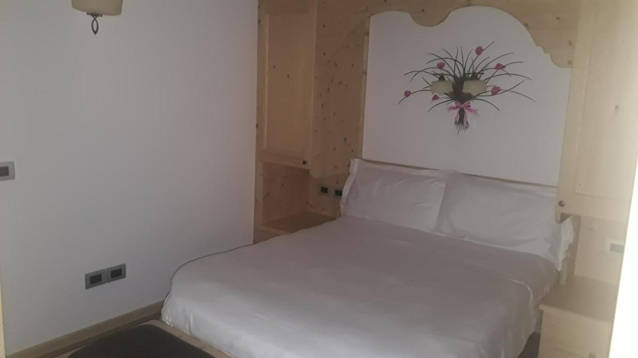הוילה Croviana Agritur Melissa מראה חיצוני תמונה